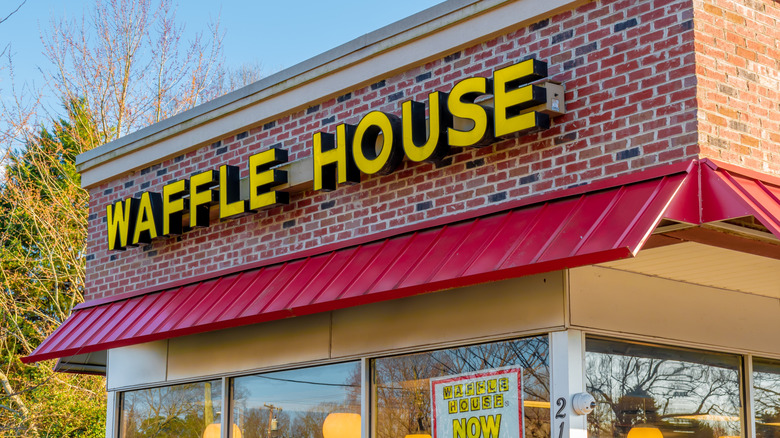 Waffle House storefront