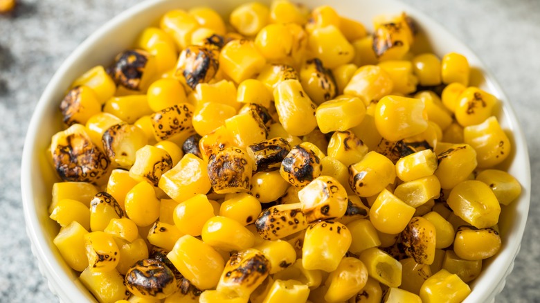 roasted corn kernels
