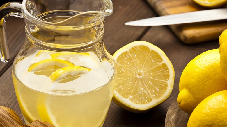 Jug of fresh lemon juice.