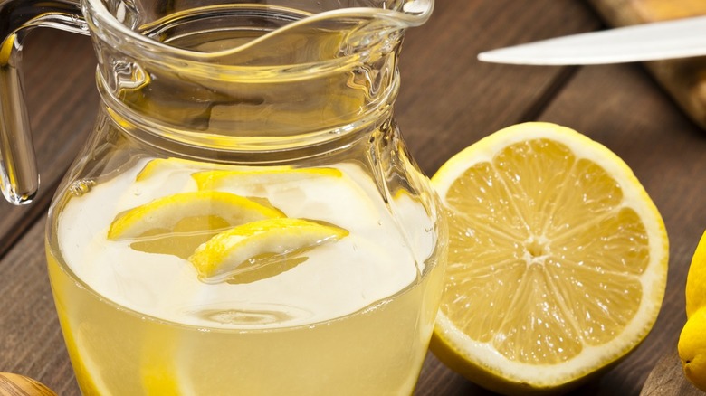 Jug of fresh lemon juice.