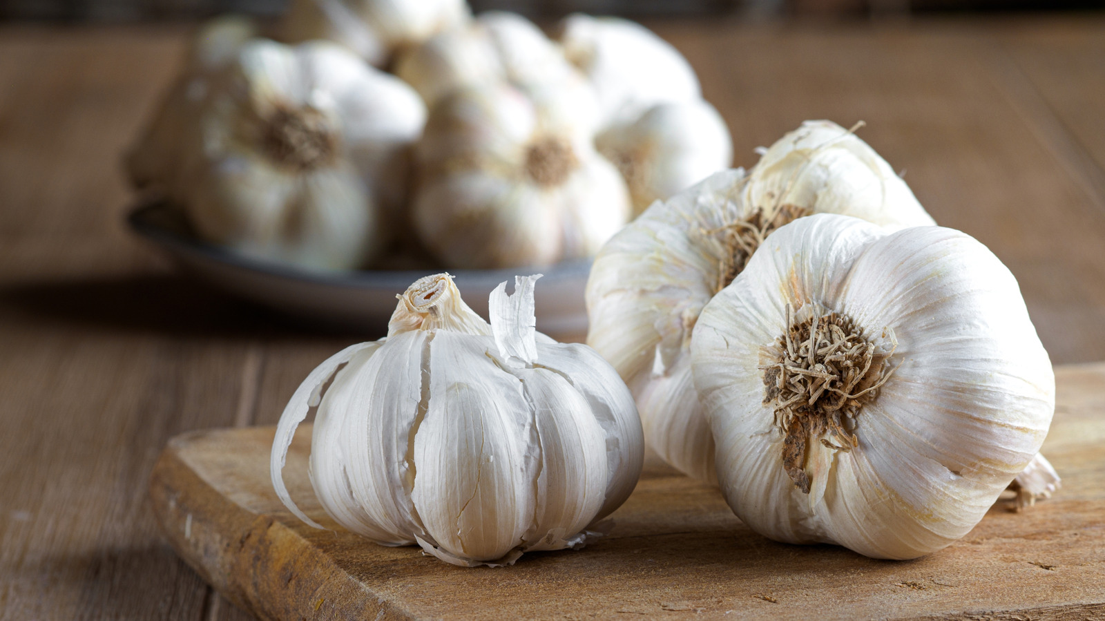 How To Store Garlic Bulbs So They Don't Sprout - Tasting Table