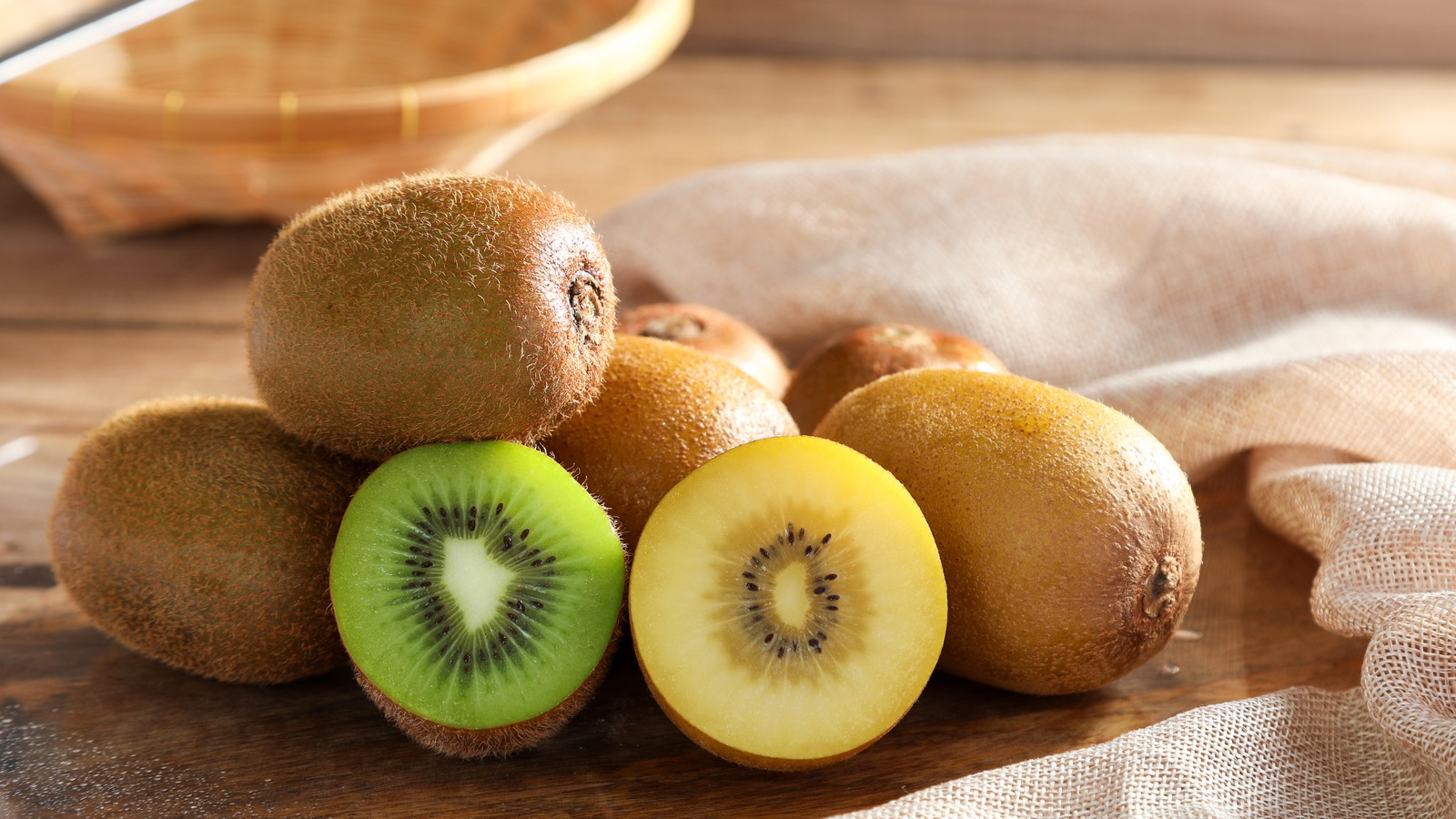 How To Store Kiwis In The Fridge For LongLasting Freshness