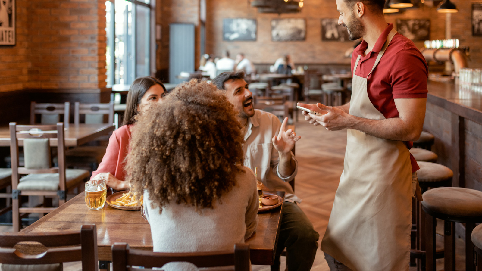 There Is A More Polite Way To Tell Your Restaurant Server That You Know The Owner - Tasting Table