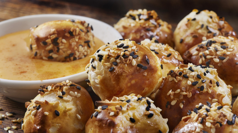 everything bagel bread bites