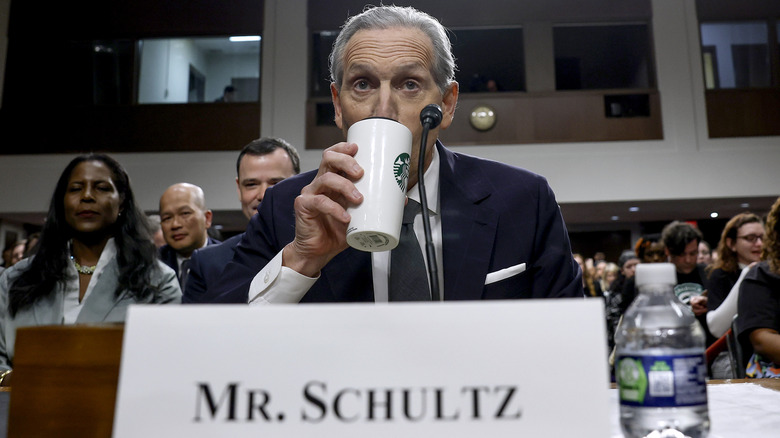 Howard Schultz at senate hearing