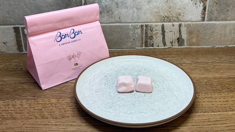 strawberry marshmallow from BonBon
