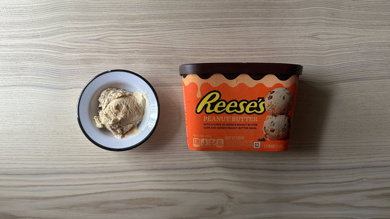 Reese's Peanut Butter Light Ice Cream on wooden table