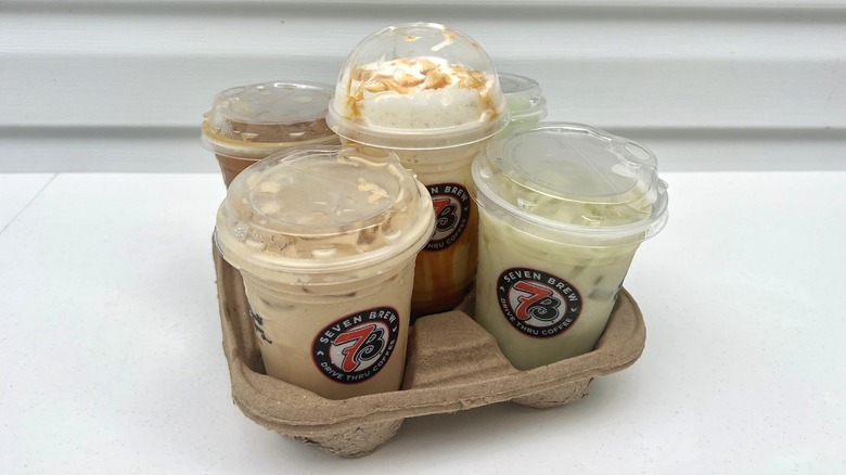 Five new fall drinks from 7 Brew in drink carrier