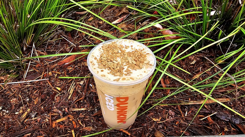 Dunkin' Cookie Butter Cloud Latte