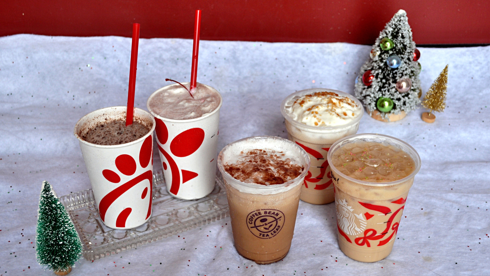 I Tried 8 Holiday Drinks From 5 Fast Food Chains And Ranked Them - Tasting Table