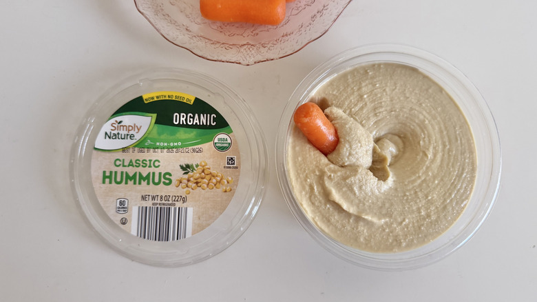Simply Nature Organic Classic Hummus on a table