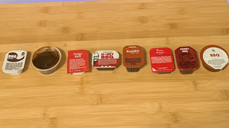 barbecue sauce packets from different fast food chains