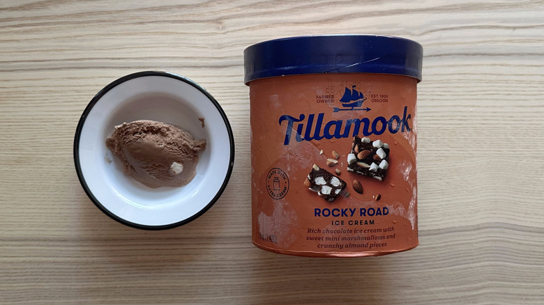 Tillamook Rocky Road Ice Cream in small bowl on table