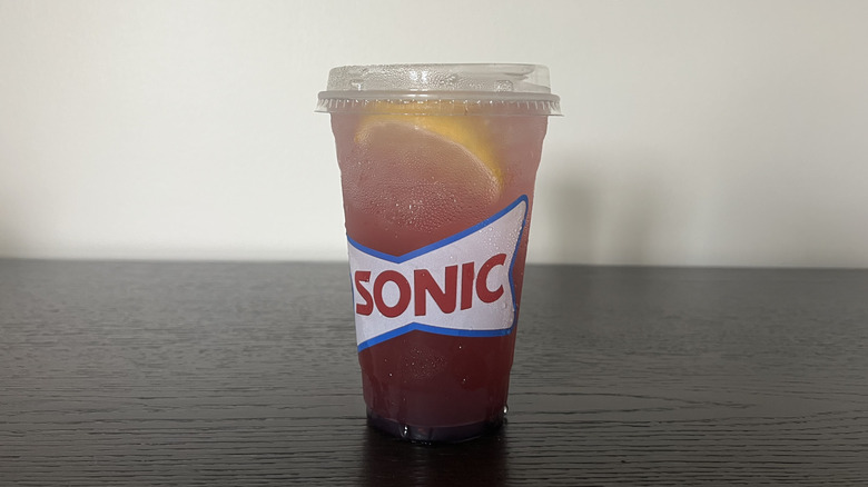 Sonic Berry Citrus Refresher in a to-go cup.
