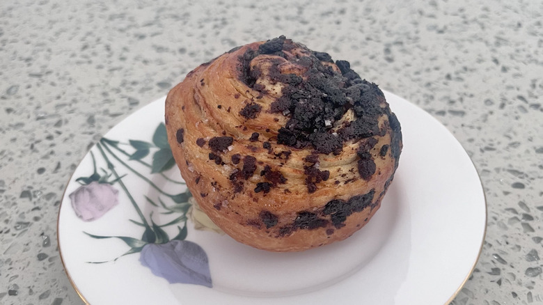 Cookie Croissant Swirl on a plate