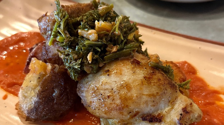 Chicken and crispy potatoes from Vesti's Eating Menu experience