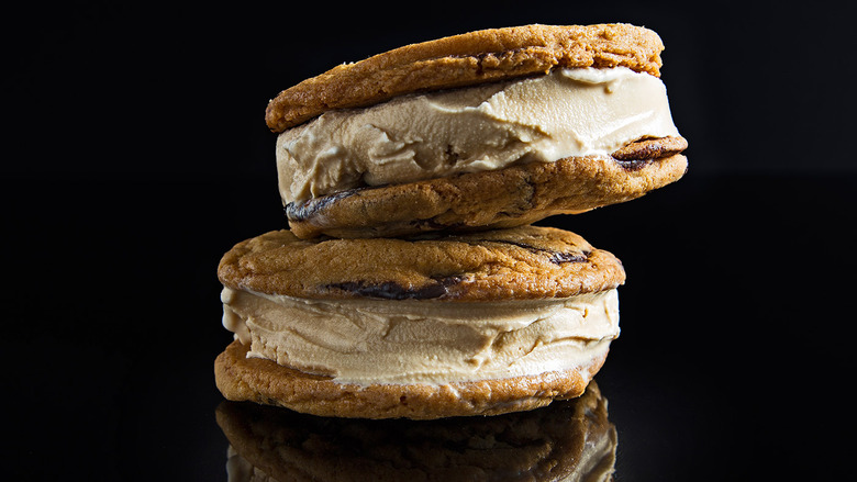 Iced Tea Ice Cream Sandwiches