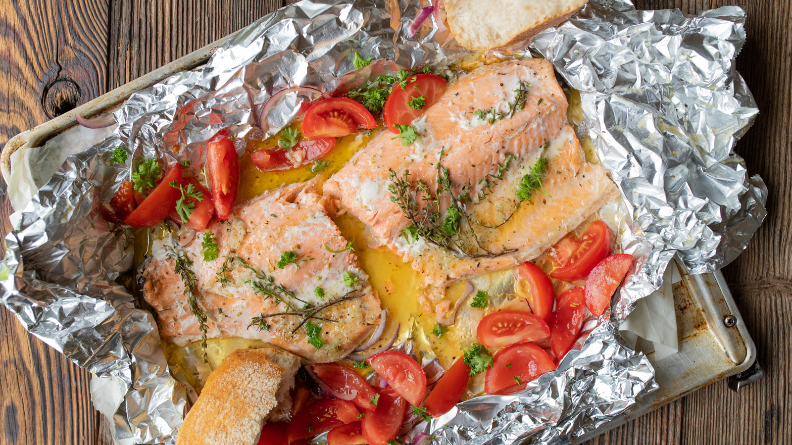 If Aluminum Foil Melts In Your Oven, Here's What You Need To Do Next - Tasting Table