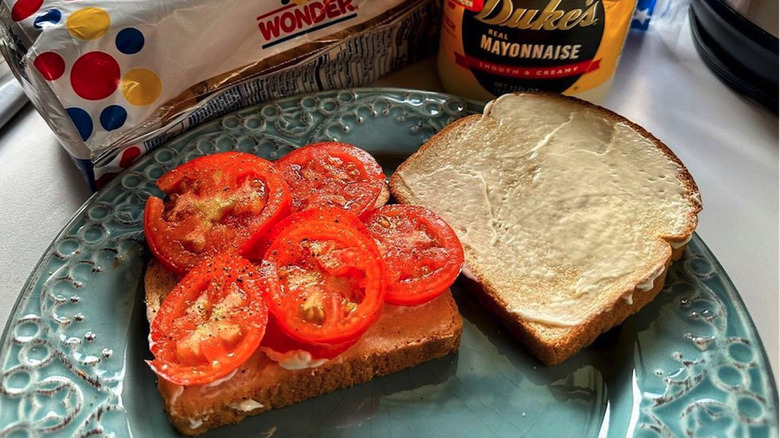 Tomato sandwich, bread, mayonnaise
