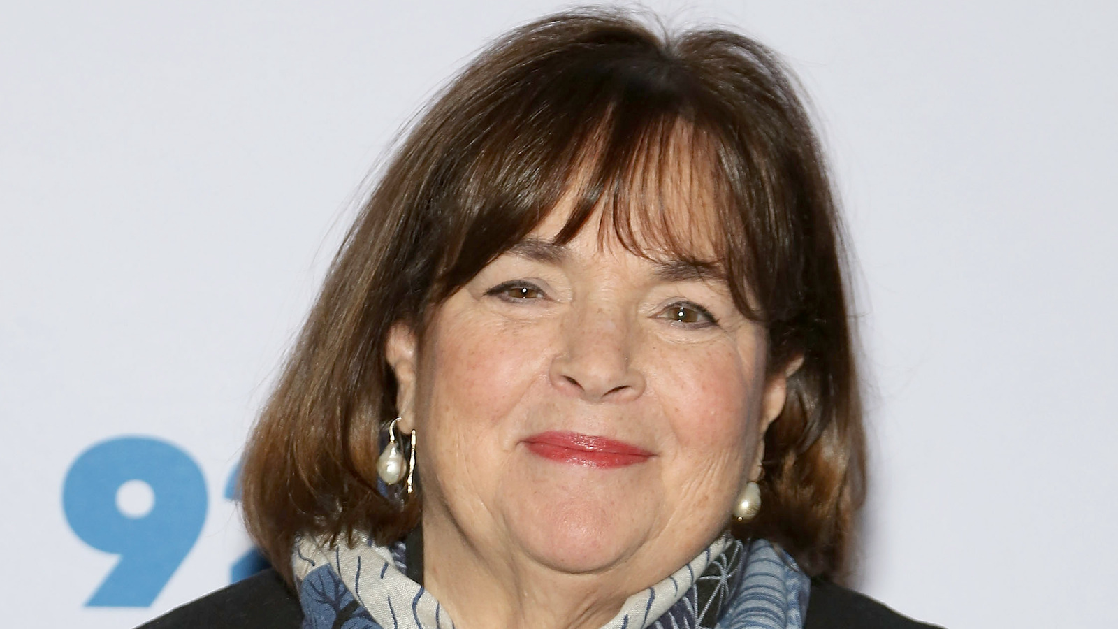 Ina Garten's Tip For Cutting Parchment Paper Into A Perfect Circle