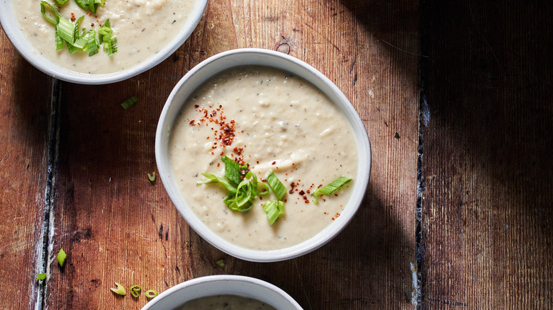 bowl of cream of potato soup
