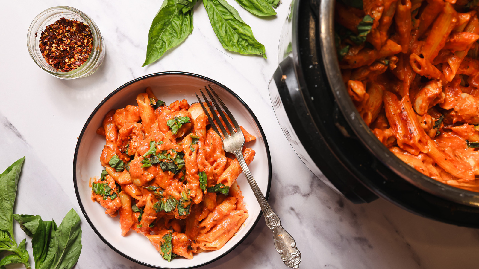 Instant Pot Penne Pasta And Creamy Tomato Sauce Recipe - Tasting Table