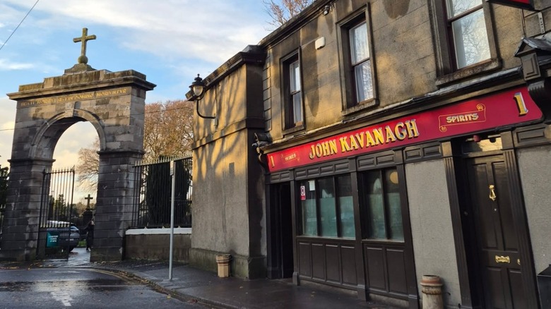 Exterior of John Kavanagh with arched entryway to Glasnevin Cemetery