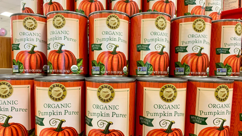 Canned organic pumpkin puree
