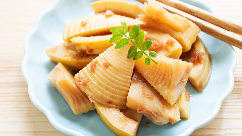 bamboo shoots with herbs 