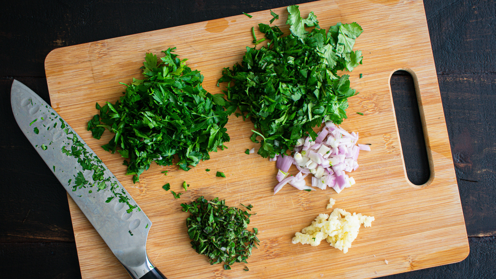 https://www.tastingtable.com/img/gallery/is-it-safe-to-use-the-same-cutting-board-for-everything/l-intro-1647961021.jpg