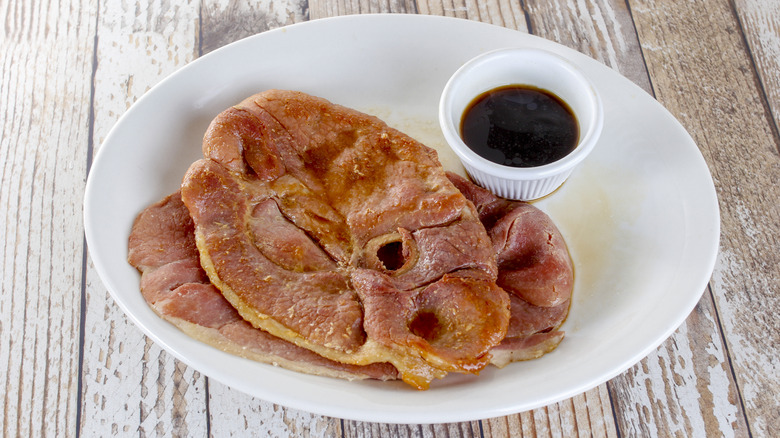 country ham with red-eye gravy