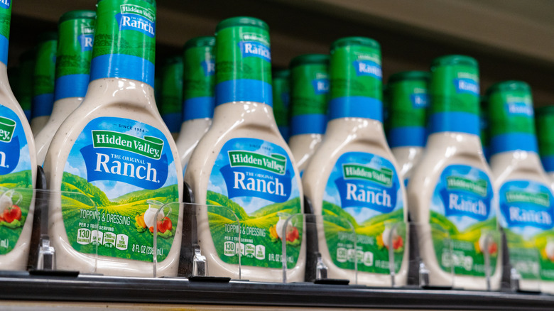 Row of Hidden Valley Ranch bottles lined on a shelf