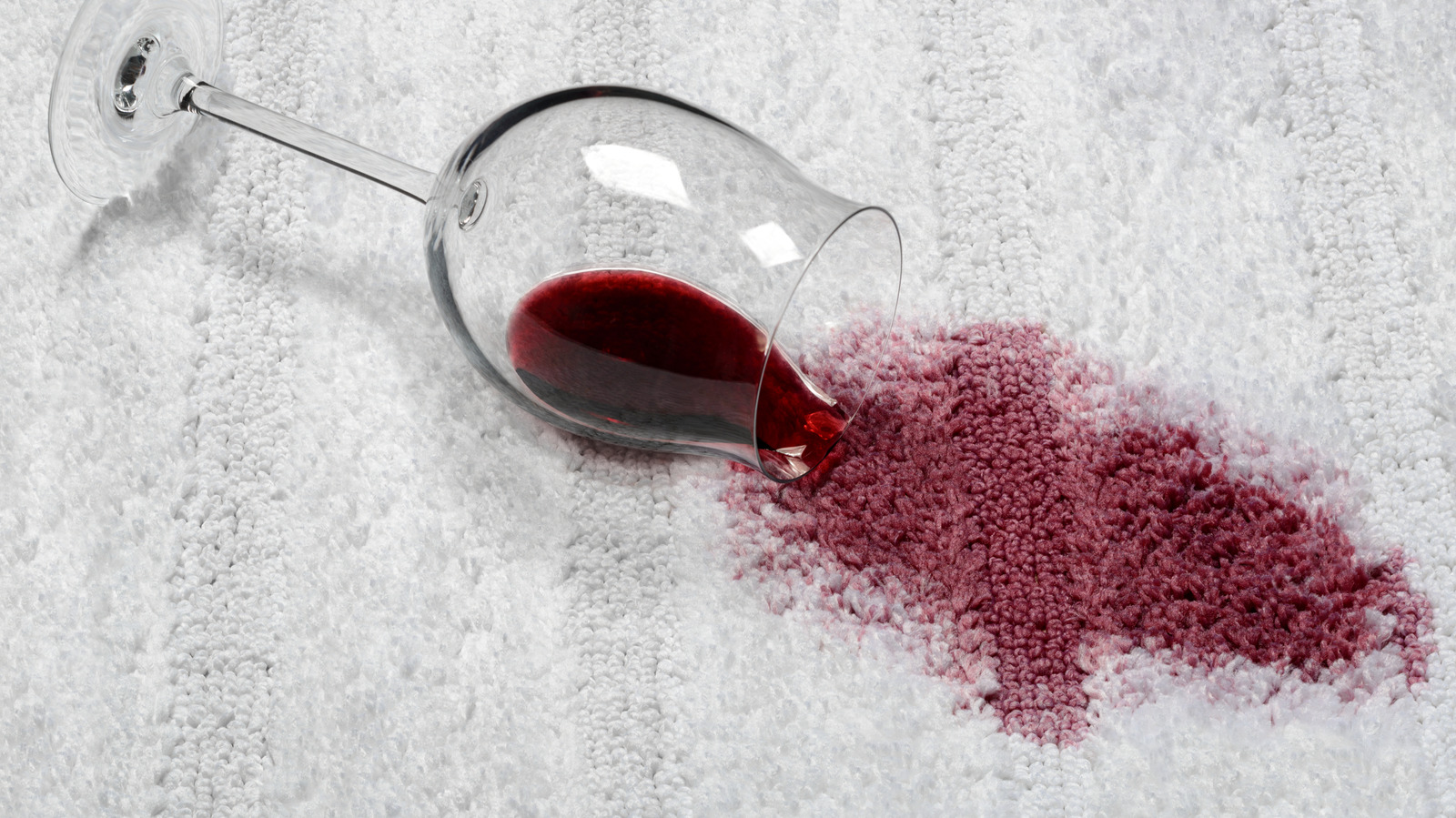 Is The Trick For Removing Red Wine Stains Actually ... Adding White Wine? Here's How It Works - Tasting Table