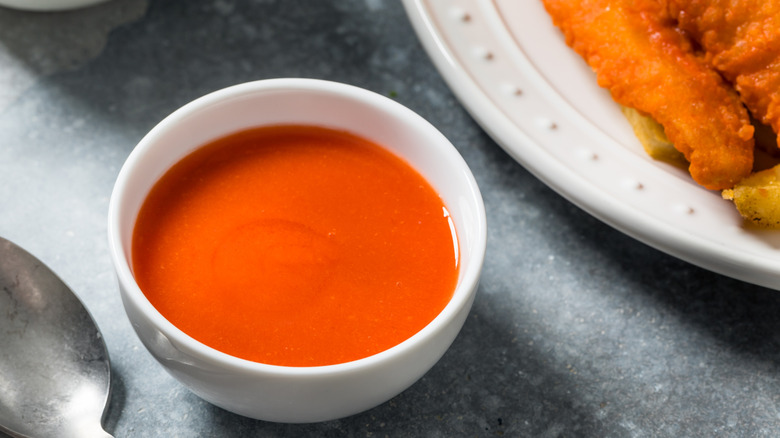 A bowl of buffalo sauce