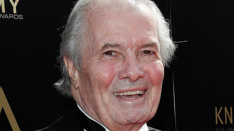 Jacques Pépin smiling at event