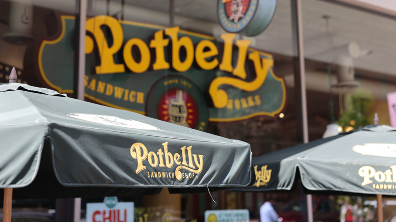 Potbelly logo on umbrella outside of restaurant