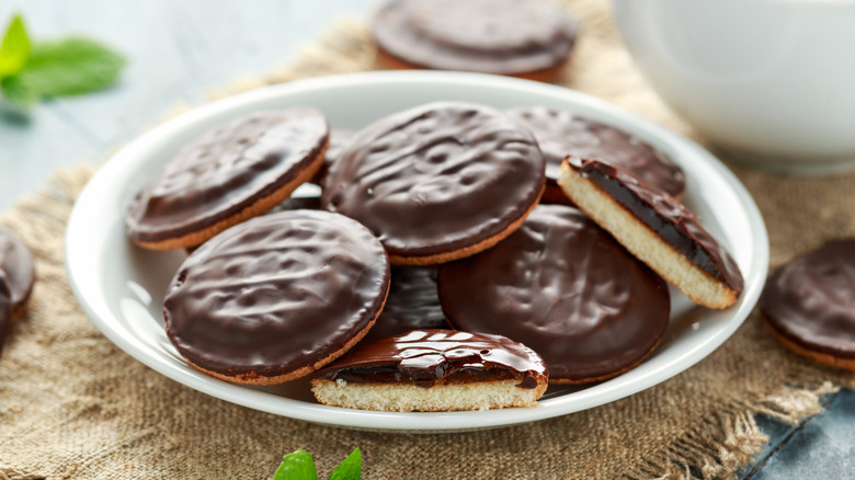 Jaffa cakes on white plate
