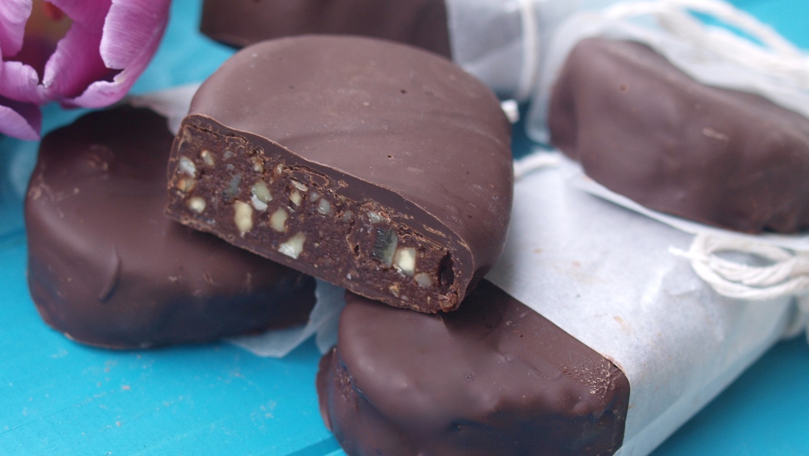 Kariokes, The Traditional Chocolate Cake That Landed A World Record For