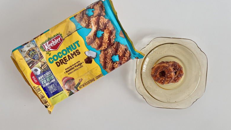 Keebler Coconut Dreams on a plate and next to a package