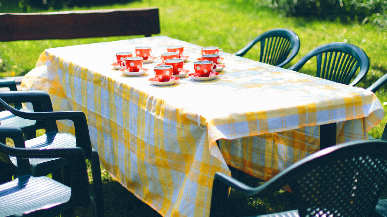 Keep Those Plastic Table Covers Smooth And In Place With One Clever Trick - Tasting Table