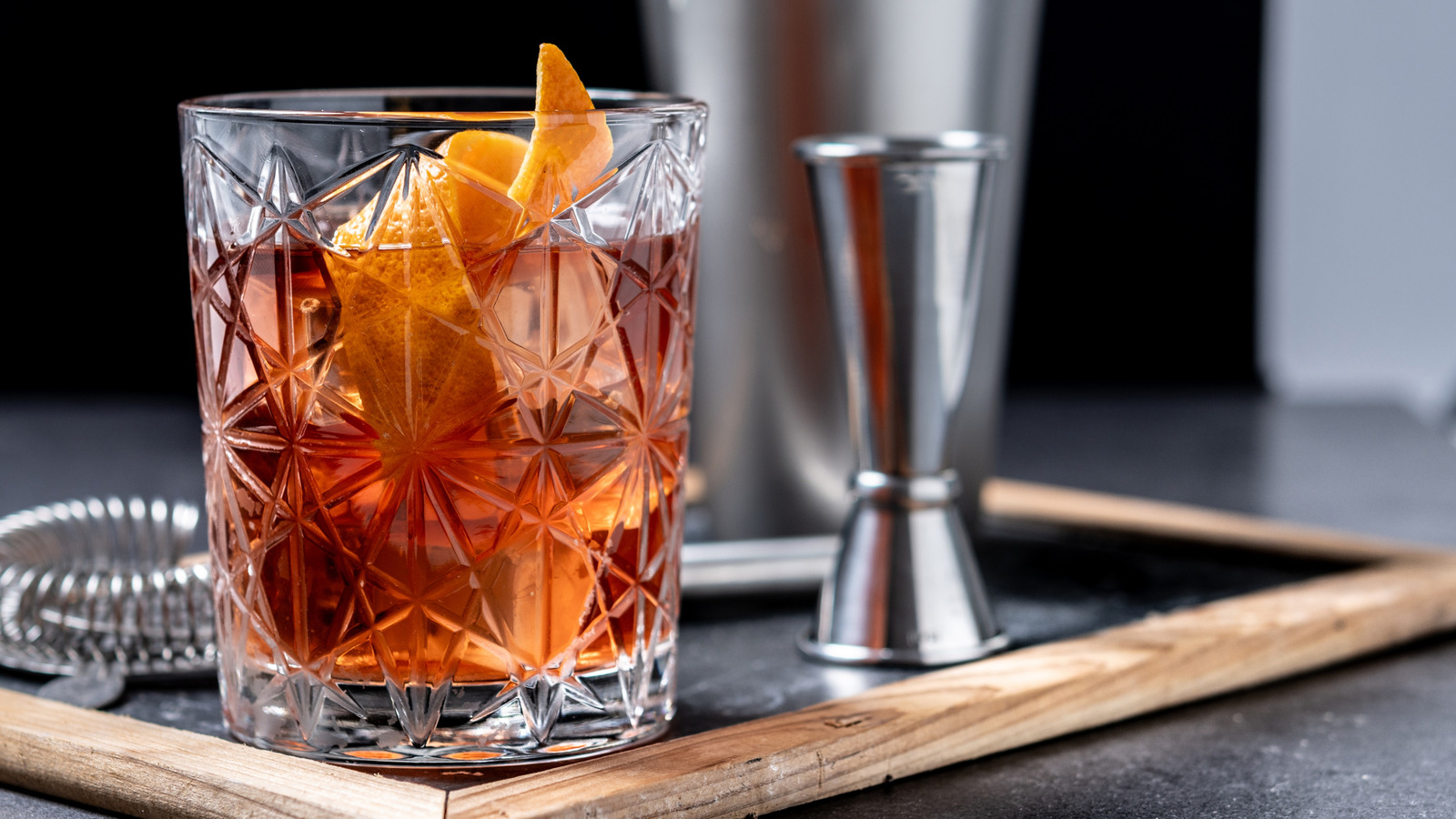 The Kentucky River Cocktail To Try If You Want A Sweet Flavor Boost In Your Old Fashioned