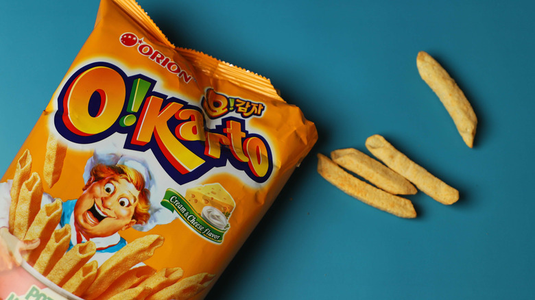 Chips spilling out of O! Karto bag