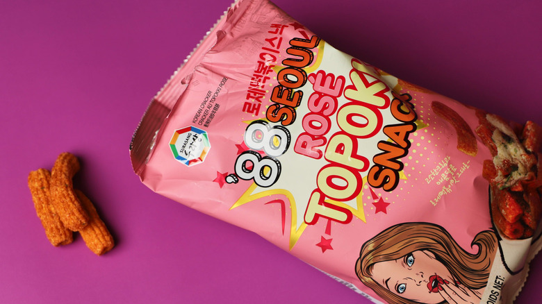 Pink bag of '88 Rose Topokki