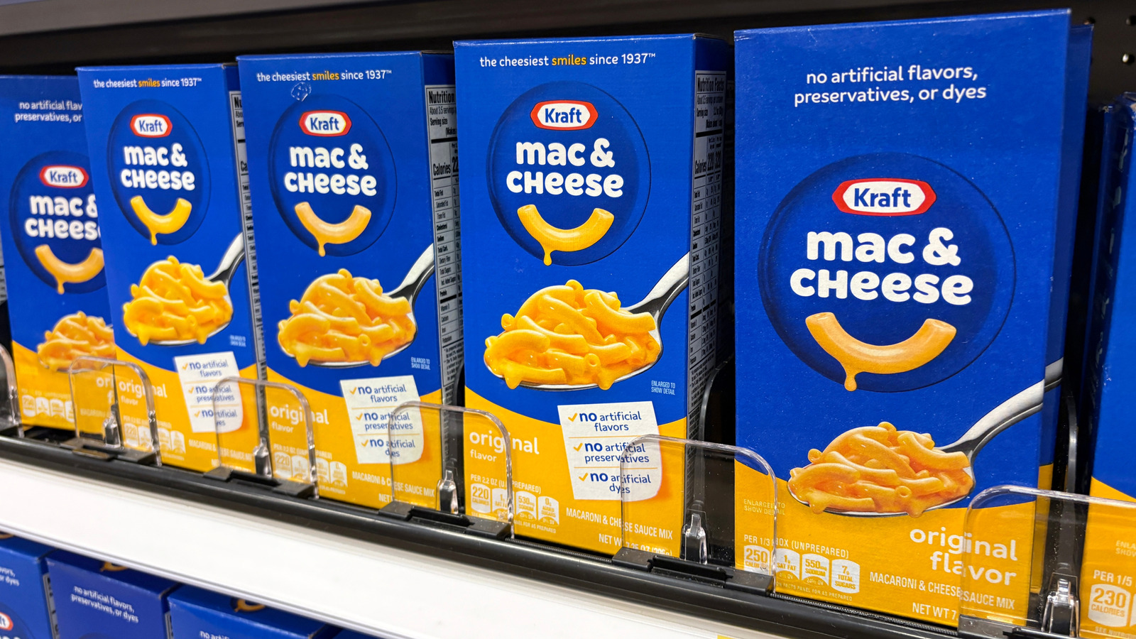 The Original 1937 Kraft Mac & Cheese Box Is Unrecognizable Compared To Today's Version
