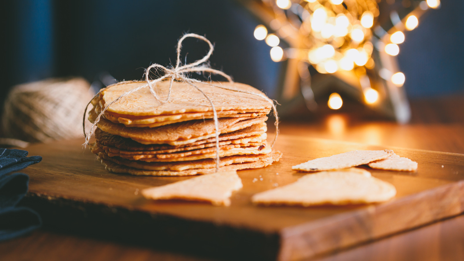 Krumkake Vs. Pizzelles What's The Difference?
