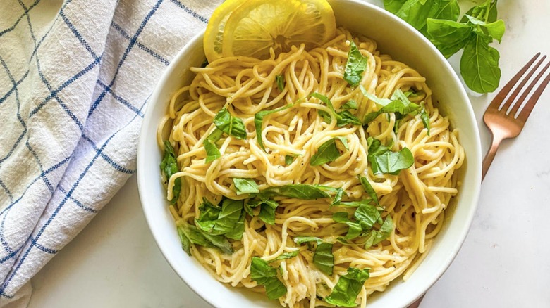 lemon spaghetti in bowl