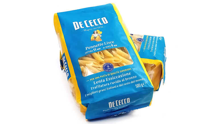 Close up of De Cecco 100% durum wheat pasta packages