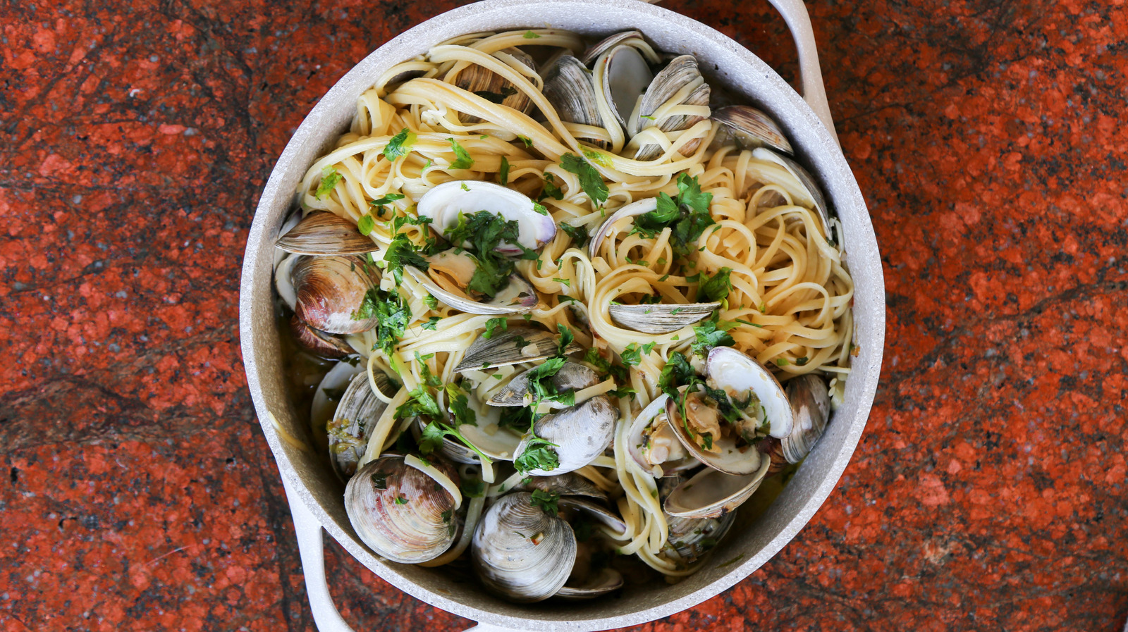 Quick Linguine And Clams Recipe