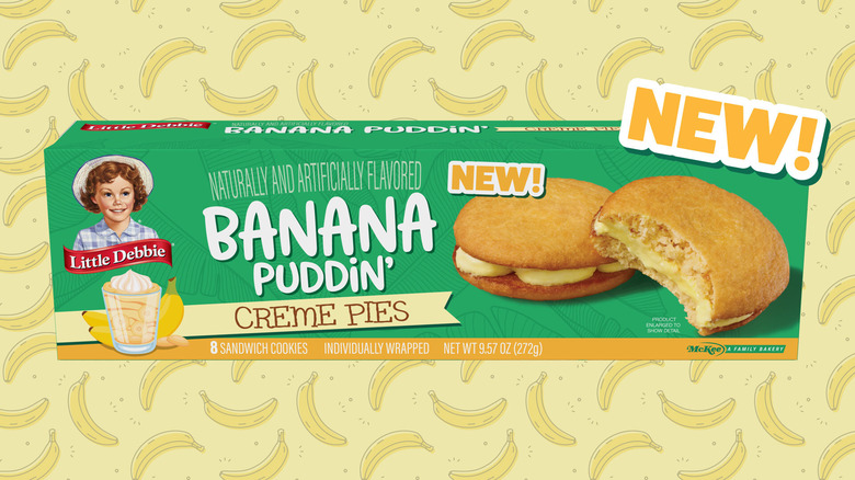 A box of Little Debbie Banana Puddin' Creme Pie overlayed on a yellow banana-patterned background