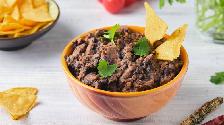 black bean dip with chips